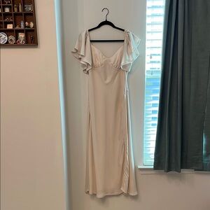 Cream Sweetheart Flutter Sleeve Maxi Gown